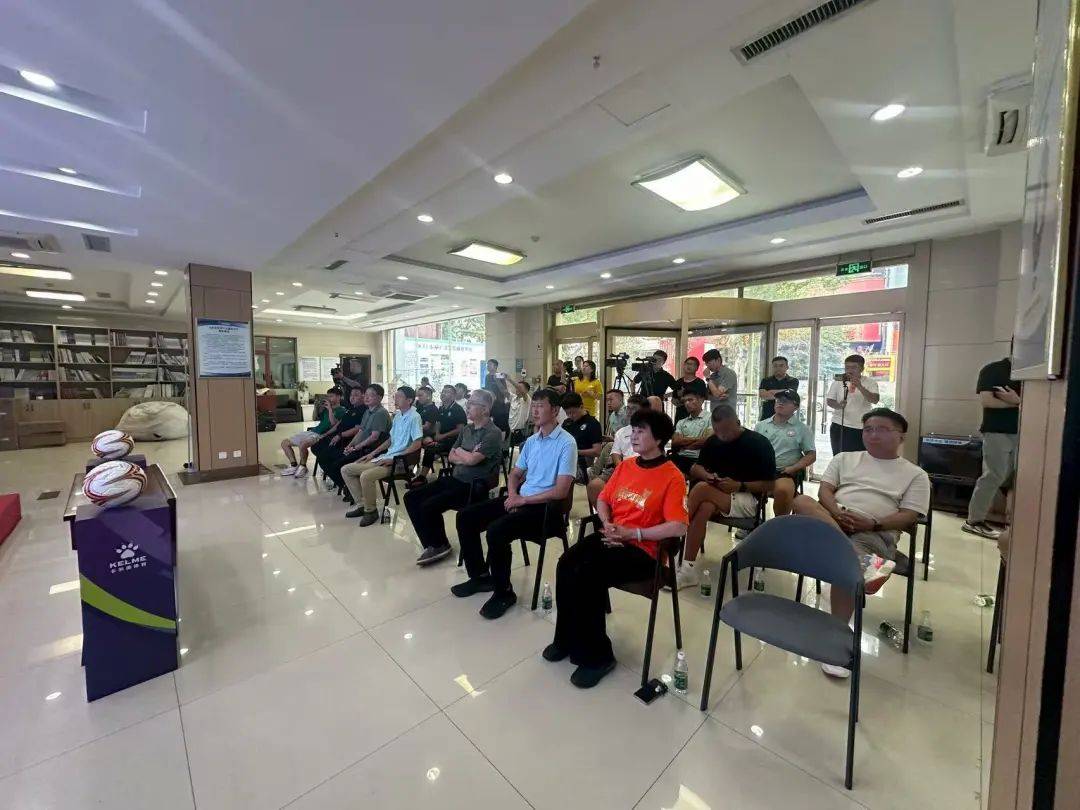 丹麦超级联赛_2025 山东省齐鲁足球超级联赛九月开赛