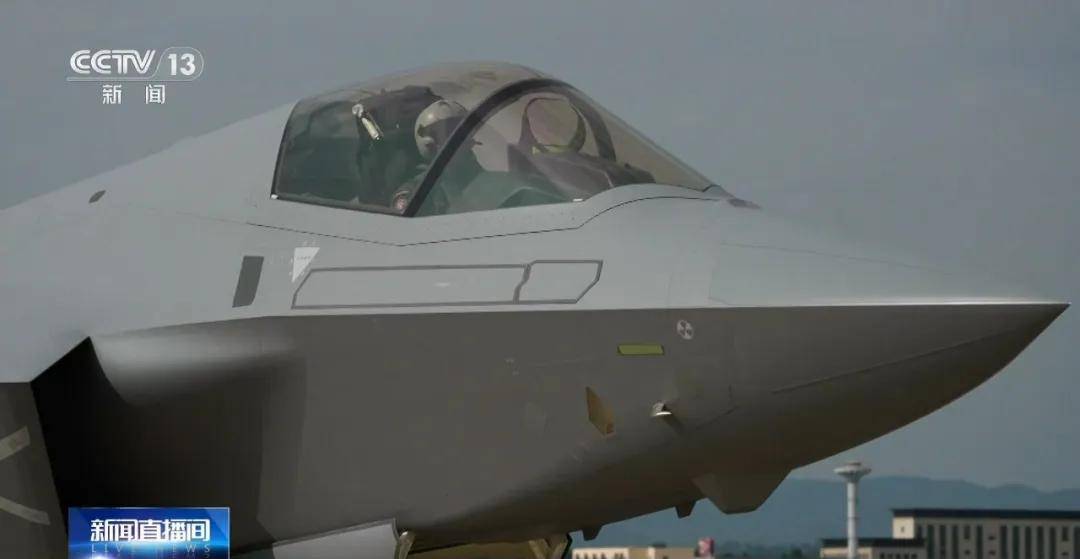 国际友谊赛U19_中国歼-35最新画面国际友谊赛U19!6枚中距弹、隐藏登机梯首次曝光!