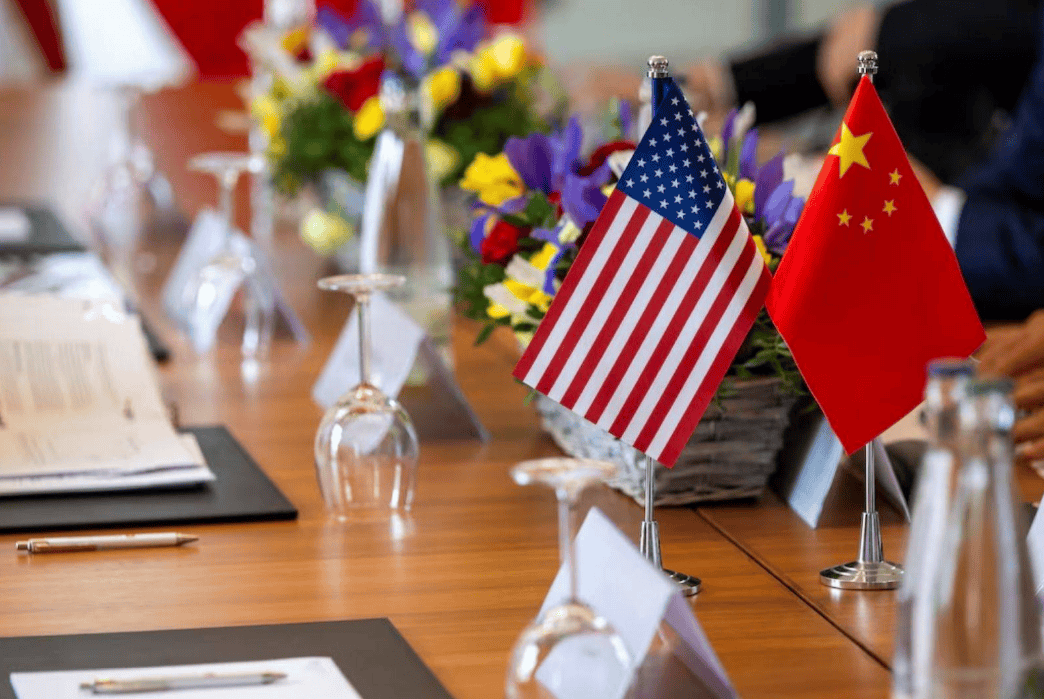 皇冠信用网登123出租
_美方代表团来到北京皇冠信用网登123出租
,跟李成钢部长直接对上线,说起话来客客气气的