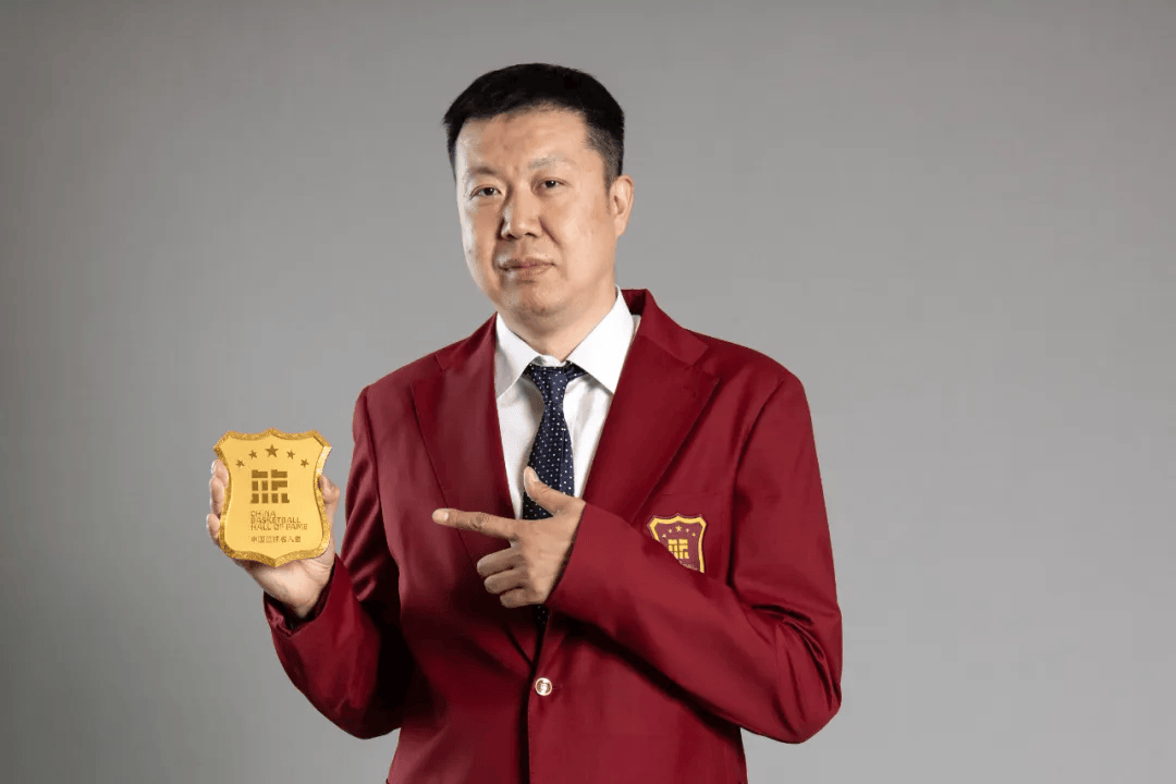 皇冠信用网登2代理_中国篮协:热烈祝贺王治郅