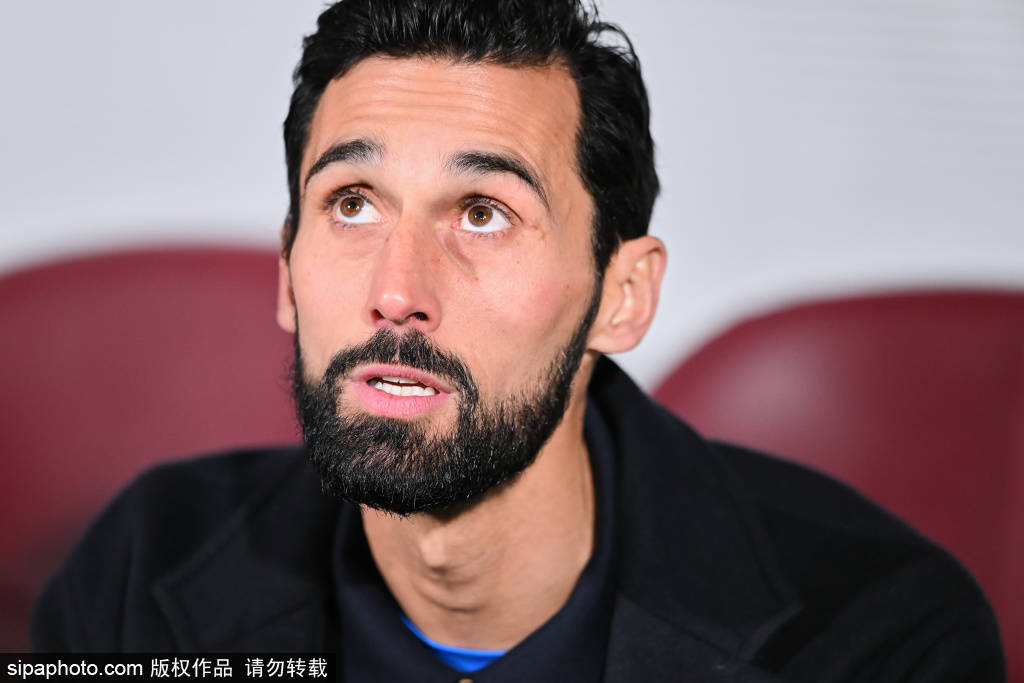 皇冠信用网申请_世界第一主动上门约架！国足14年后再度挑战西班牙皇冠信用网申请，这次邵佳一能创造奇迹吗？